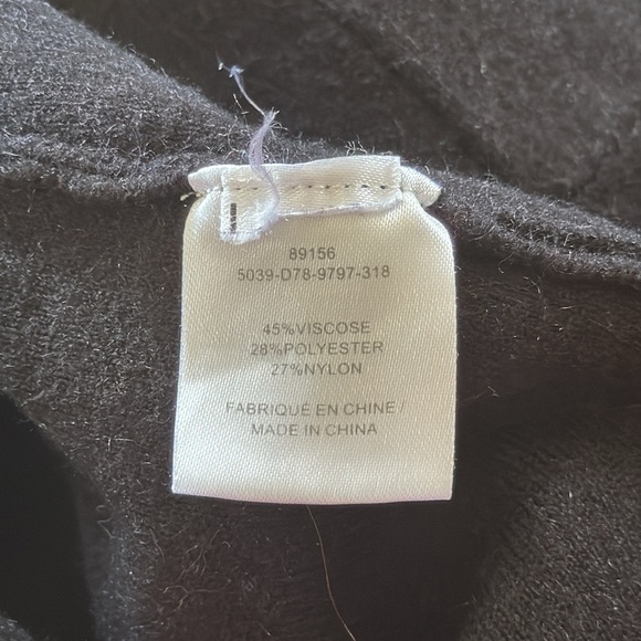 Laura Plus Sweater❤️❤️ - Picture 4 of 4